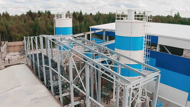Бетонный завод SmartBeton 60 S под вибропресс QUNFENG QS 1500/HESS GROUP Multimat RH 1000